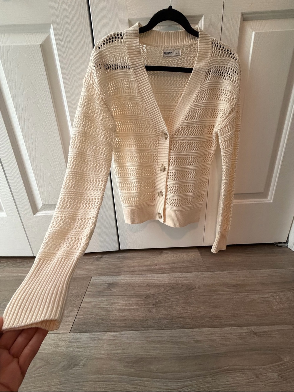 Beautiful Cream Open-Knit Button Cardigan Sweater - S